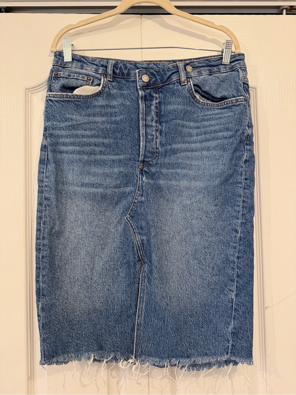 Boyish Sz 29 knee length denim skirt slit